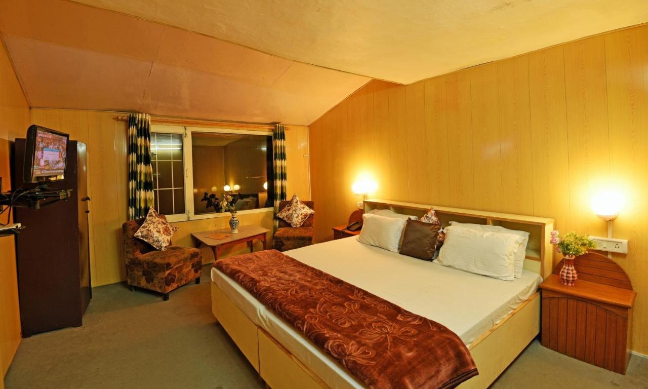 India Hotel - Lake View - Mall Road Nainital Exterior foto